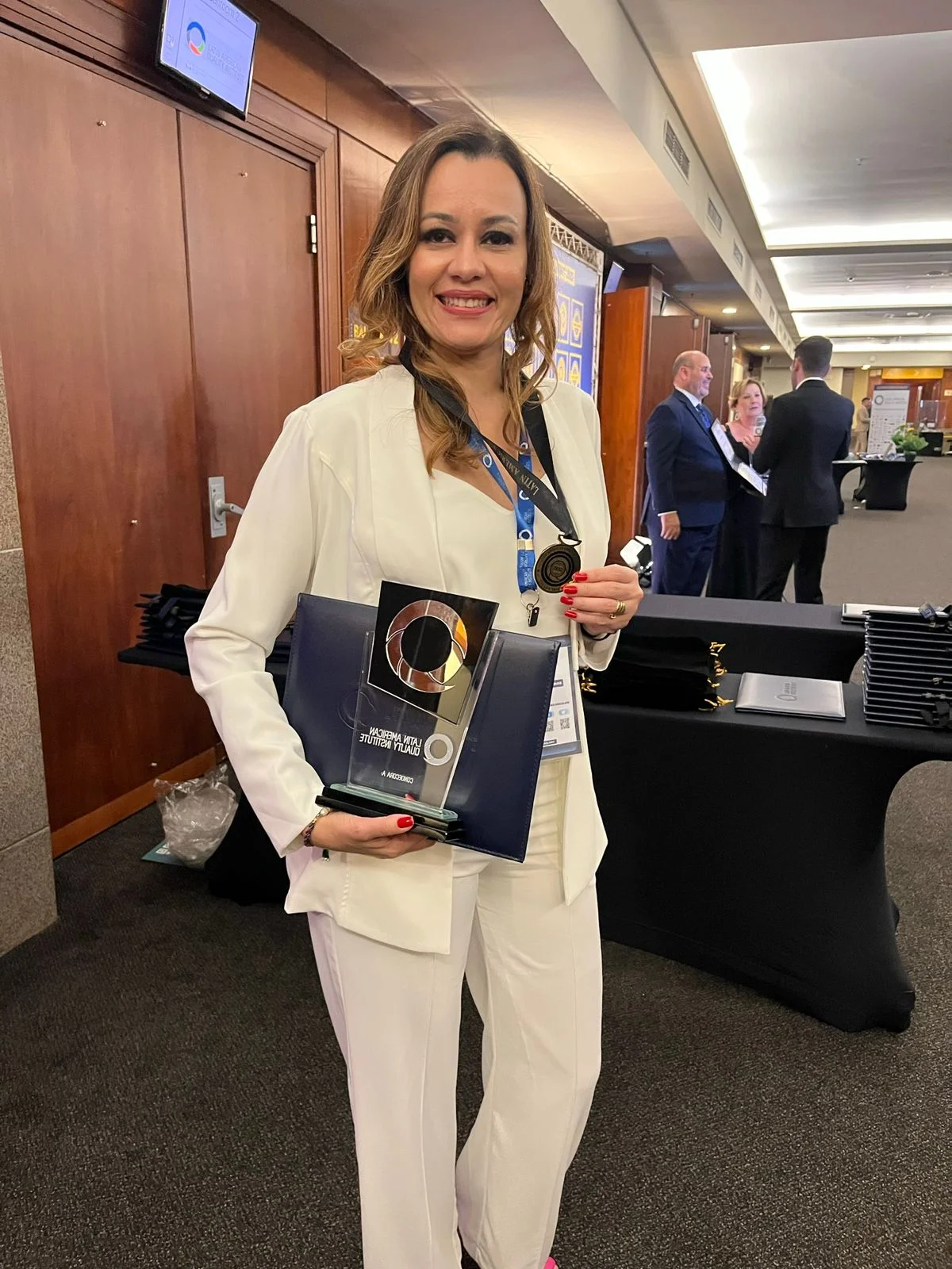 WhatsApp-Image-2025-11-13-at-15.06.46